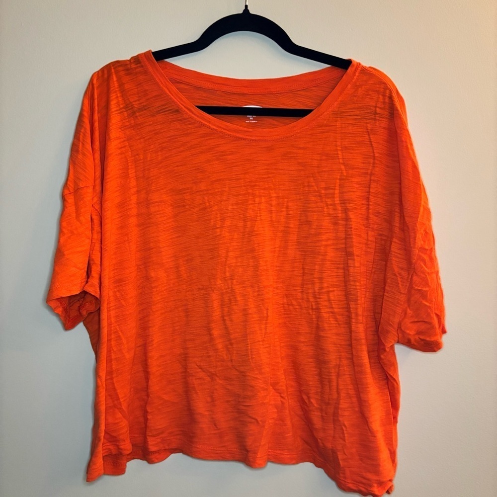 Old Navy Women’s Orange Cropped Tshirt Size XXL